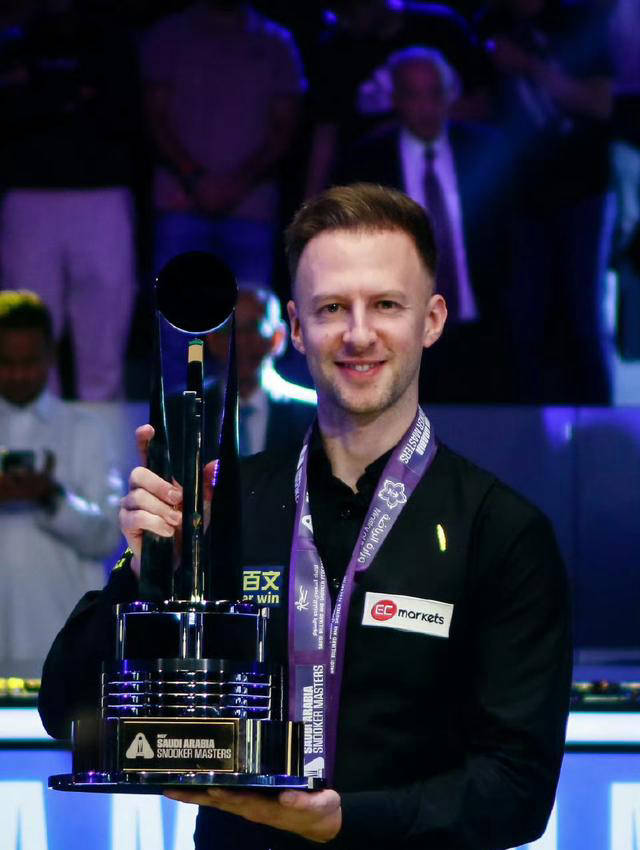 中占据上风 中占据上风