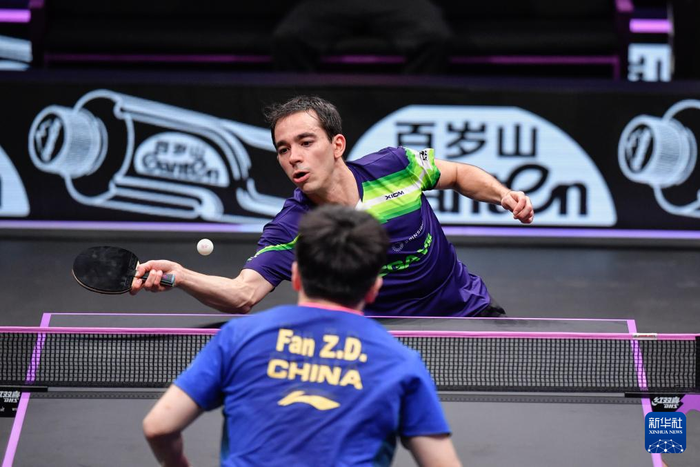 卡的对决中 卡的对决中