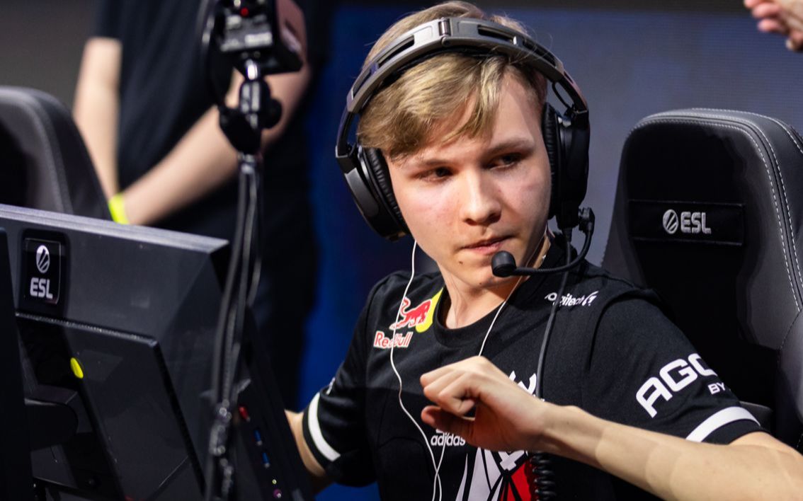 足球内容合 足球内容合